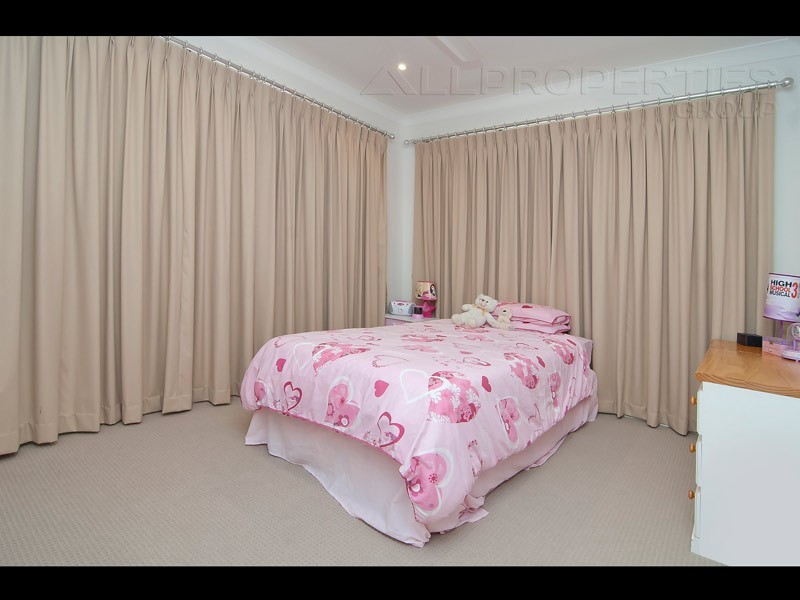13-15 Alannon Place, Jimboomba QLD 4280