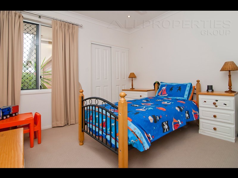 13-15 Alannon Place, Jimboomba QLD 4280