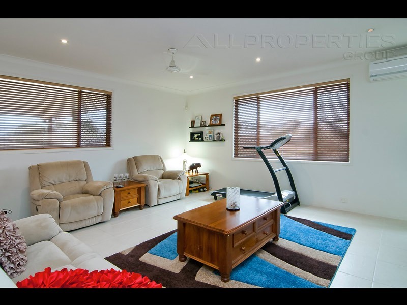 13-15 Alannon Place, Jimboomba QLD 4280