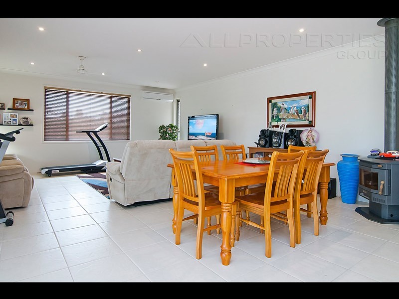 13-15 Alannon Place, Jimboomba QLD 4280