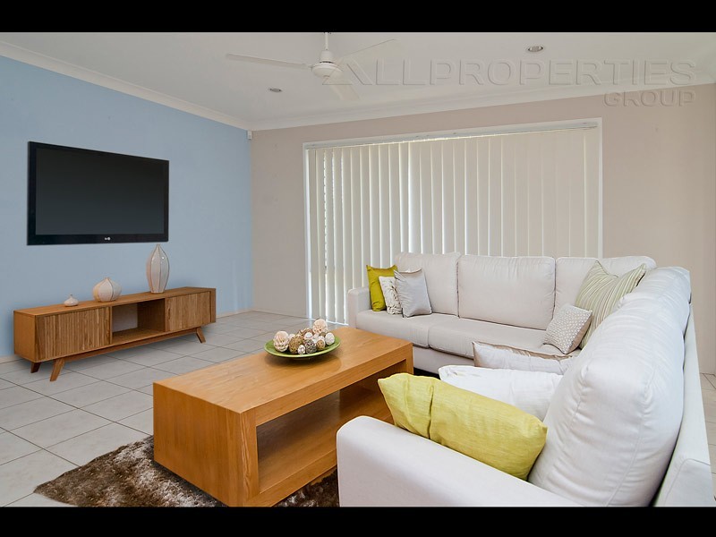 5 Tennessee Way, Berrinba QLD 4117