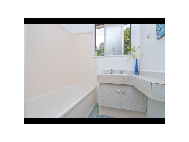 19 Primrose Street, Logan Central QLD 4114