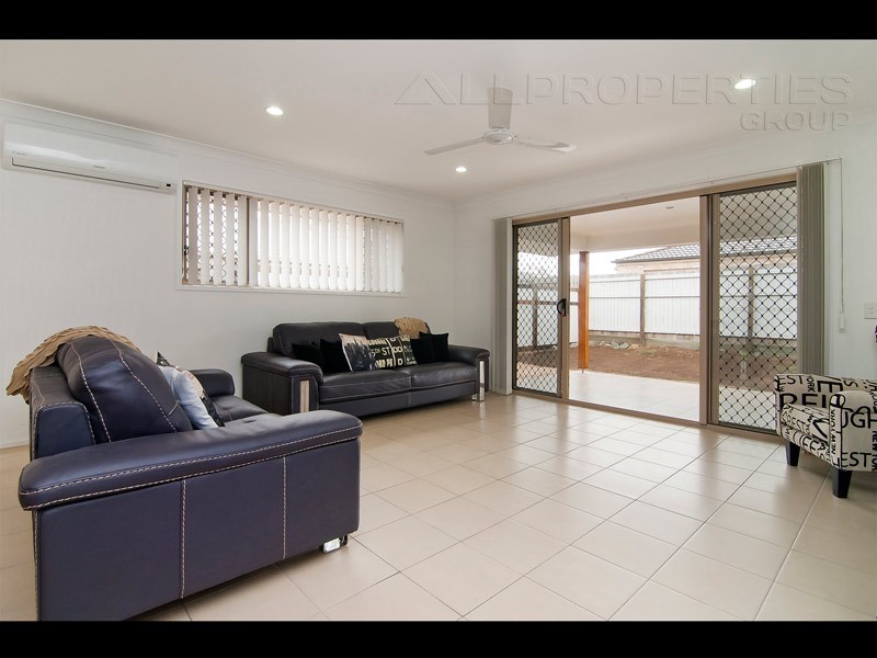 21 Fairweather Street, Berrinba QLD 4117