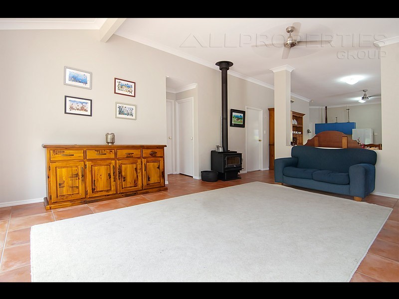 36 Dampier Crescent, Drewvale QLD 4116