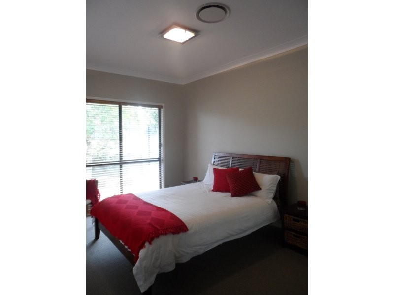 23 Paperbark Crescent, Heathwood QLD 4110