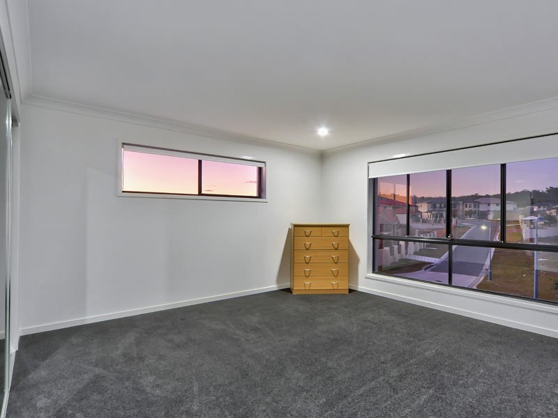 126 Hawthorn Circuit, Stretton QLD 4116
