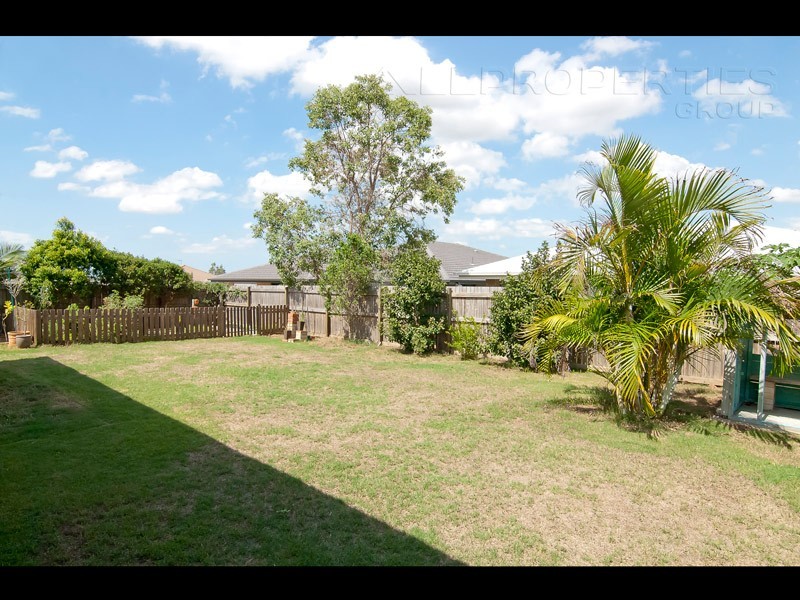 72 Parkwood Drive, Heathwood QLD 4110