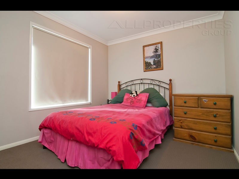 86 Sanctuary Drive, Forest Lake QLD 4078