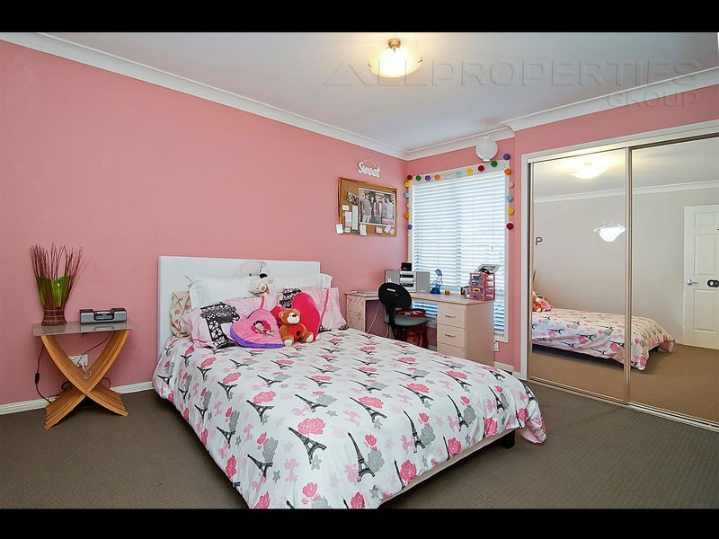 86 Sanctuary Drive, Forest Lake QLD 4078