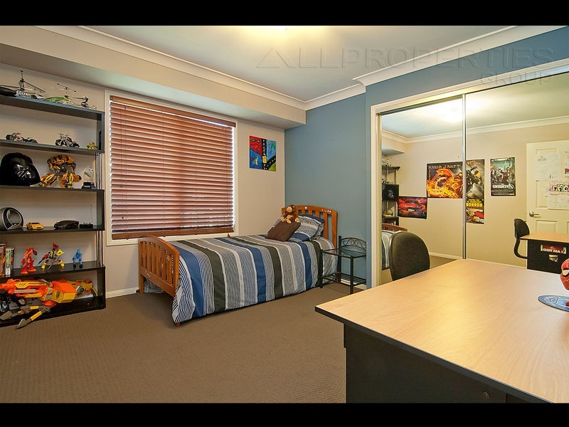 86 Sanctuary Drive, Forest Lake QLD 4078