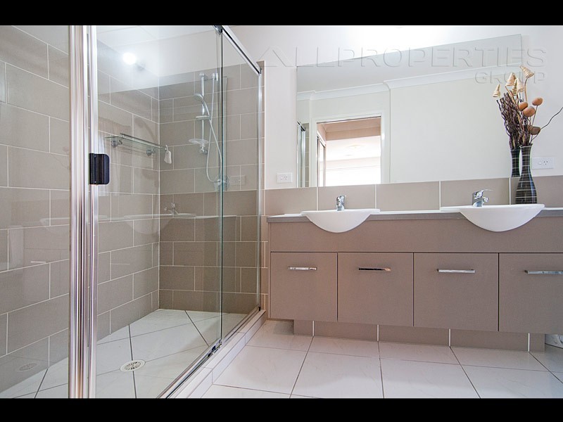 17-19 Maggie Ct, Cedar Vale QLD 4285