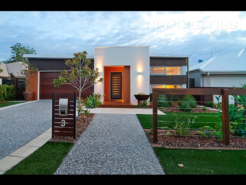 3 Tea Tree Street, Heathwood QLD 4110