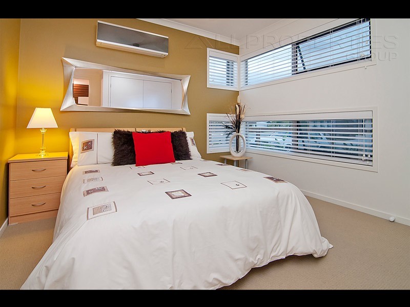 3 Tea Tree Street, Heathwood QLD 4110