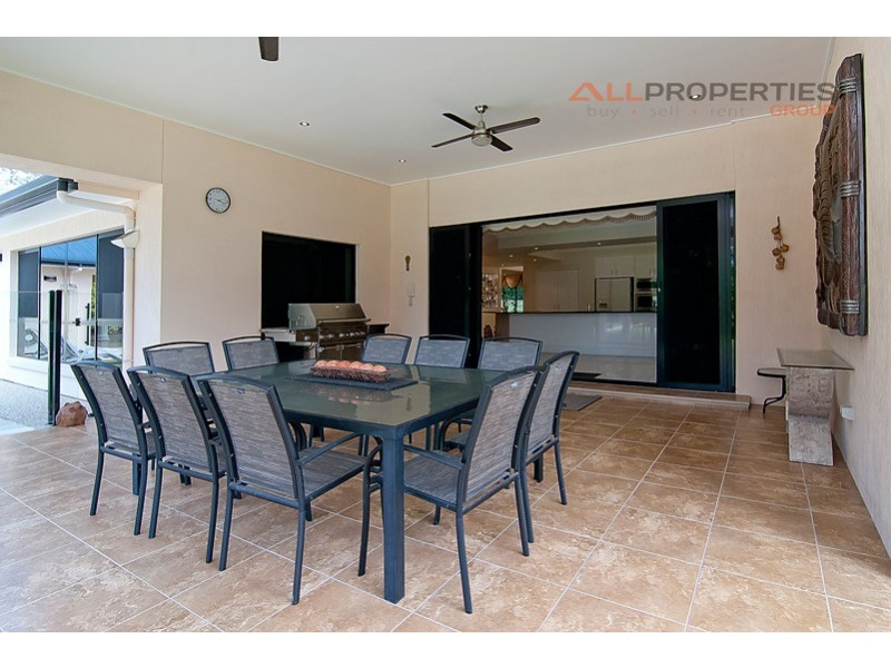 14 Feather Close, Forestdale QLD 4118