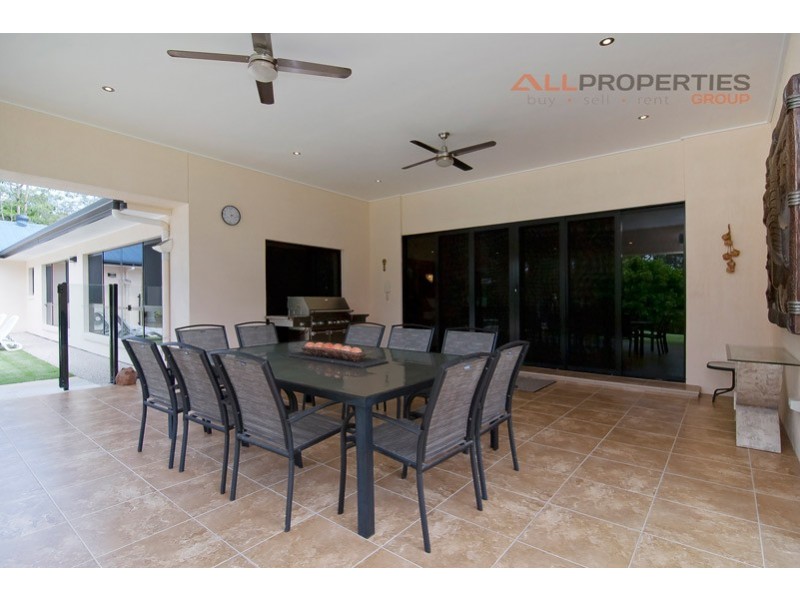 14 Feather Close, Forestdale QLD 4118