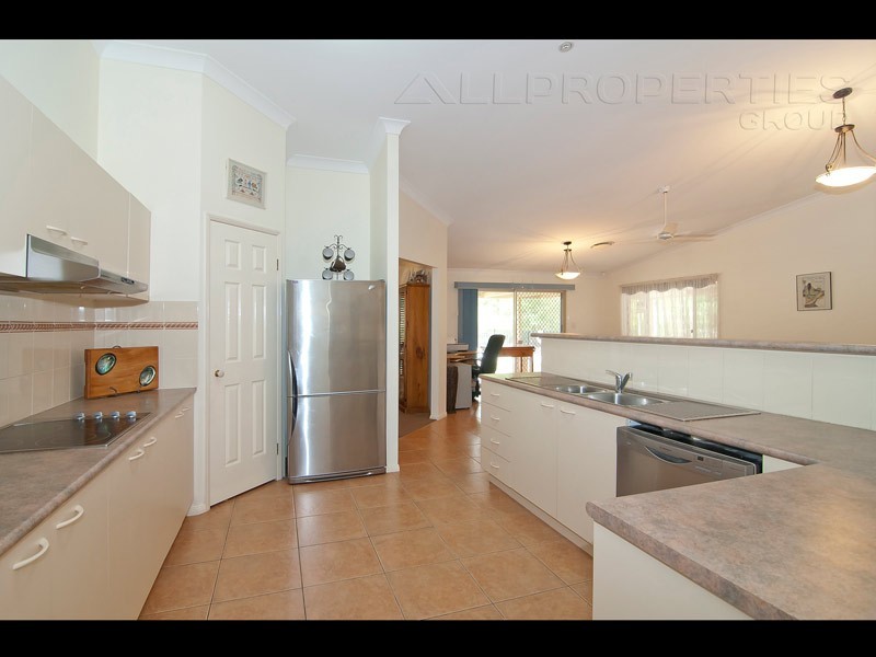 33-35 Sandalwood Court, Jimboomba QLD 4280