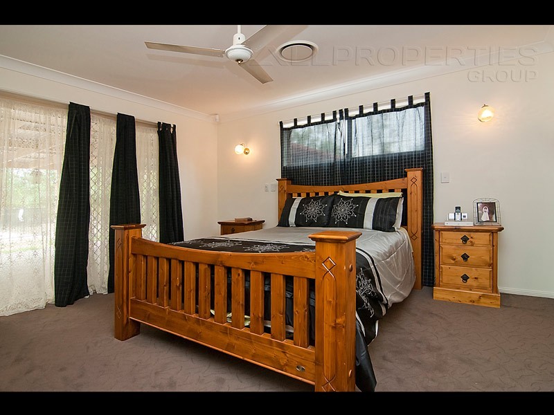 33-35 Sandalwood Court, Jimboomba QLD 4280