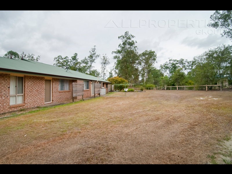 33-35 Sandalwood Court, Jimboomba QLD 4280