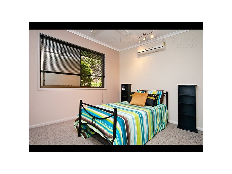 1 Owens Street, Boronia Heights QLD 4124