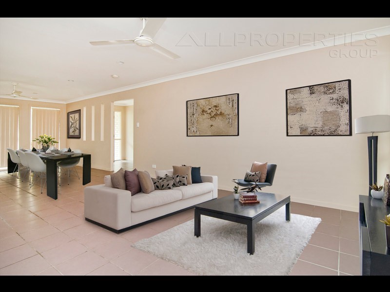 20 Blueberry Ash Court, Boronia Heights QLD 4124