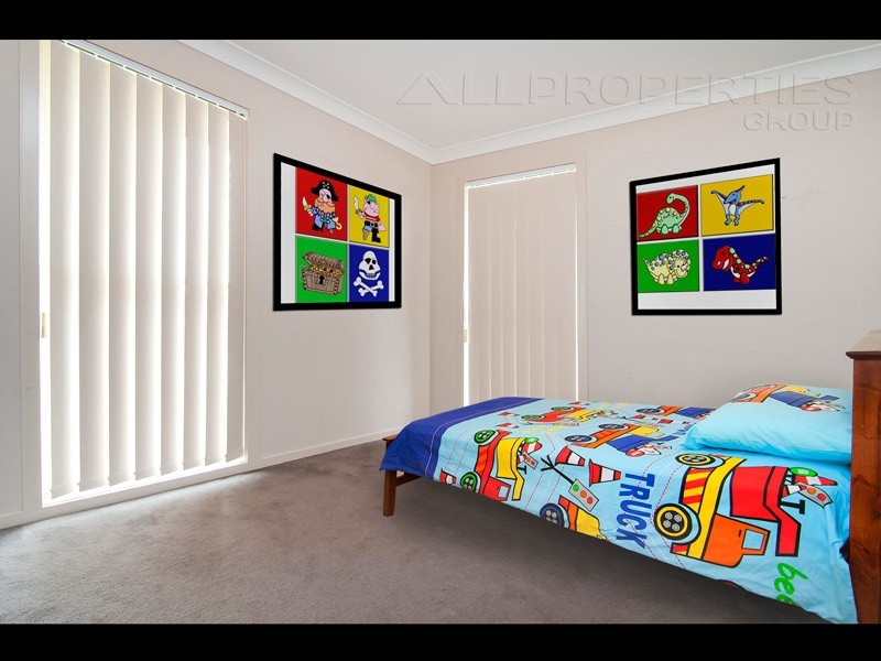 20 Blueberry Ash Court, Boronia Heights QLD 4124