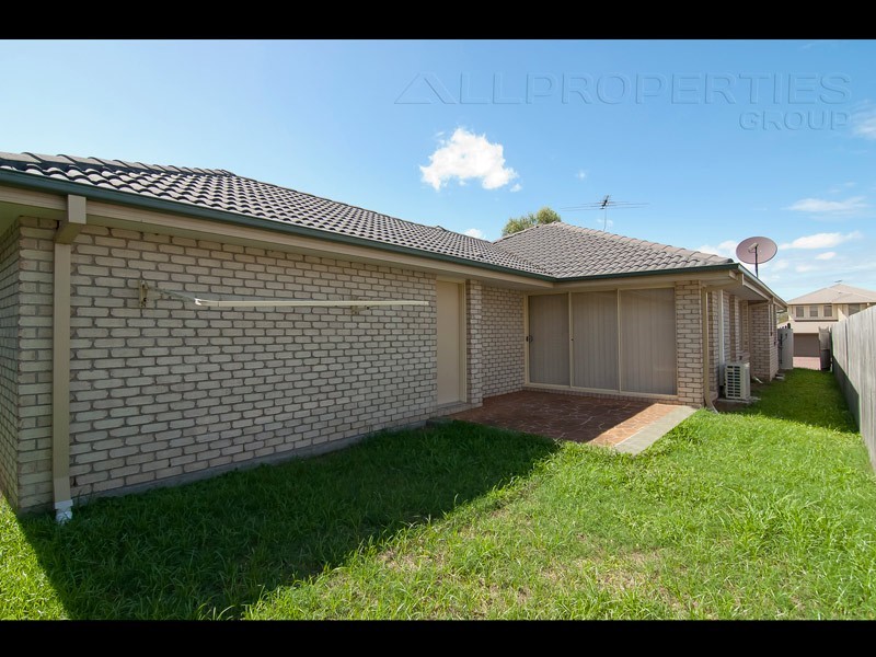 20 Blueberry Ash Court, Boronia Heights QLD 4124