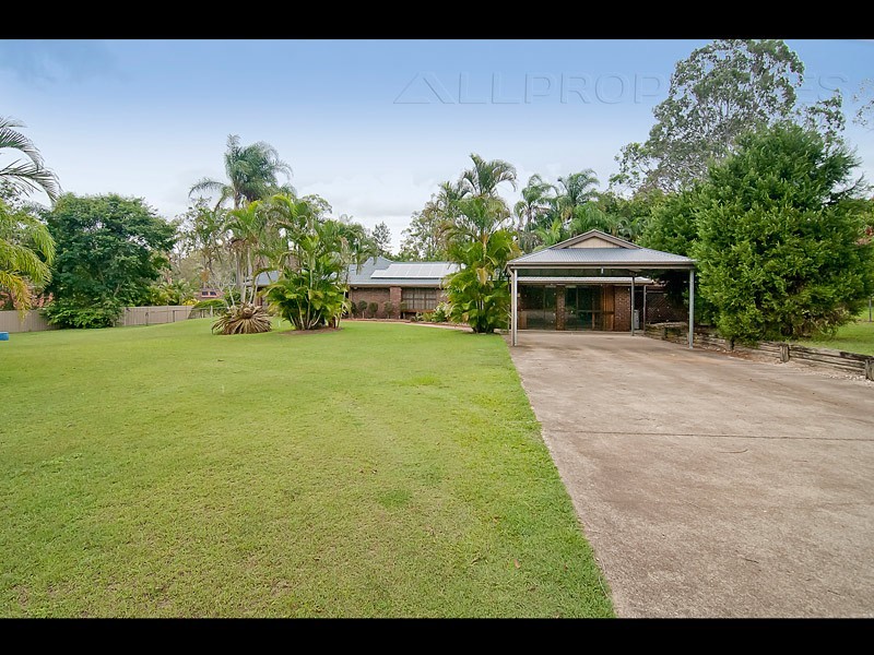 13 Kallioota St, Greenbank QLD 4124