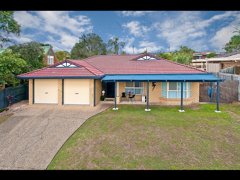 8 Learmonth Court, Hillcrest QLD 4118