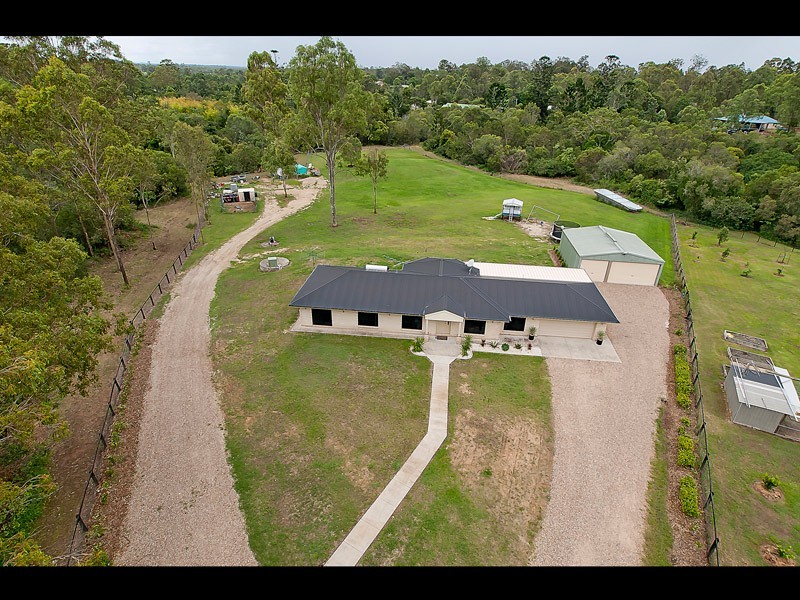 176 Bluff Road, Cedar Vale QLD 4285