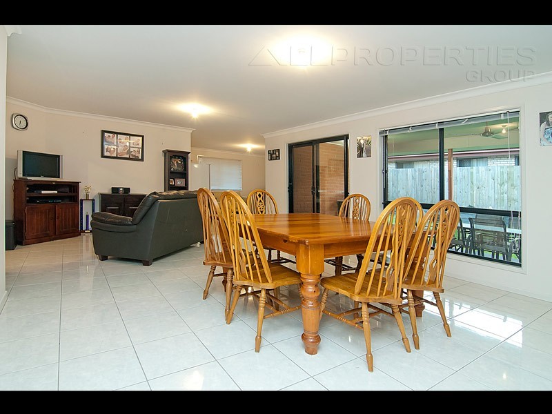 45 Jarvis Road, Waterford QLD 4133