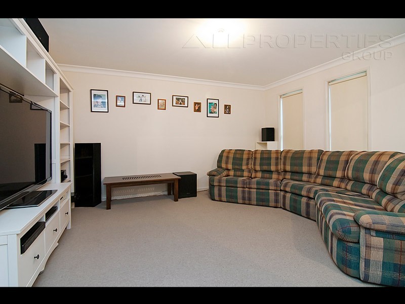 45 Jarvis Road, Waterford QLD 4133