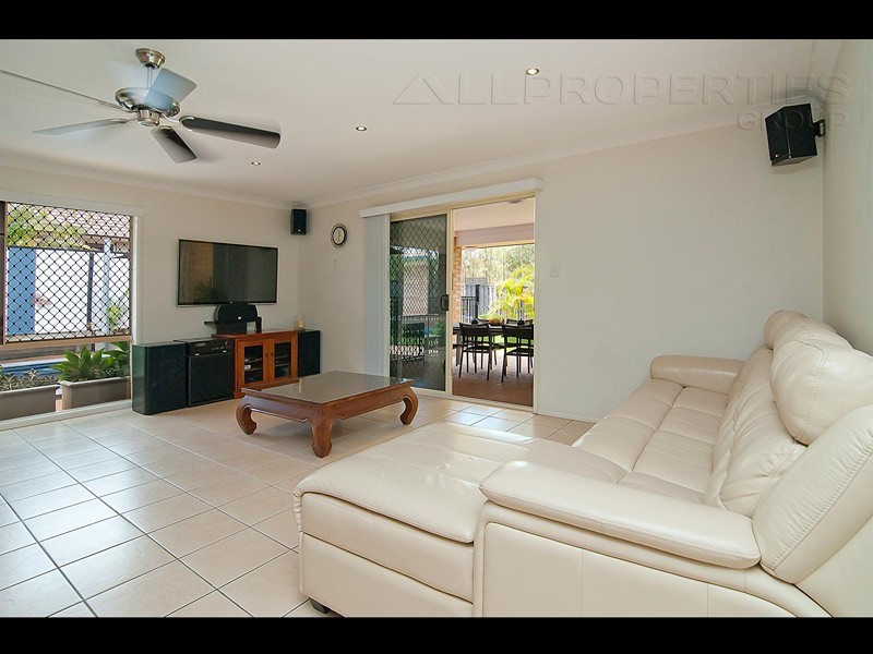 56 Gibraltar Cct, Parkinson QLD 4115