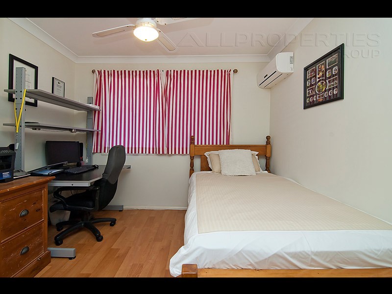 56 Gibraltar Cct, Parkinson QLD 4115