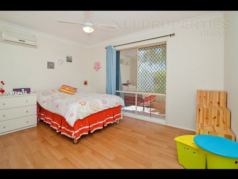 56 Gibraltar Cct, Parkinson QLD 4115