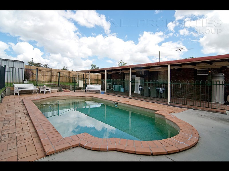 38 Awoonga Street, Marsden QLD 4132