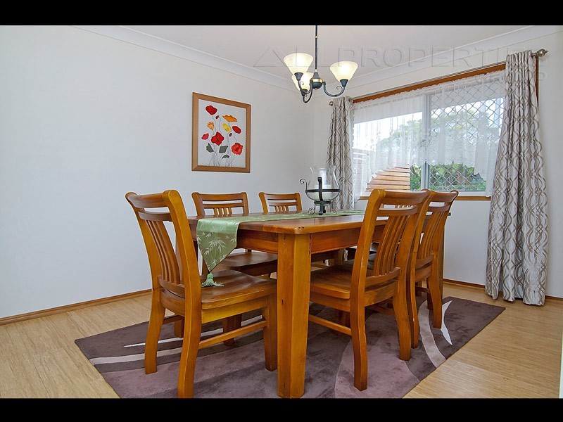 7 CIANTHUS STREET, Regents Park QLD 4118