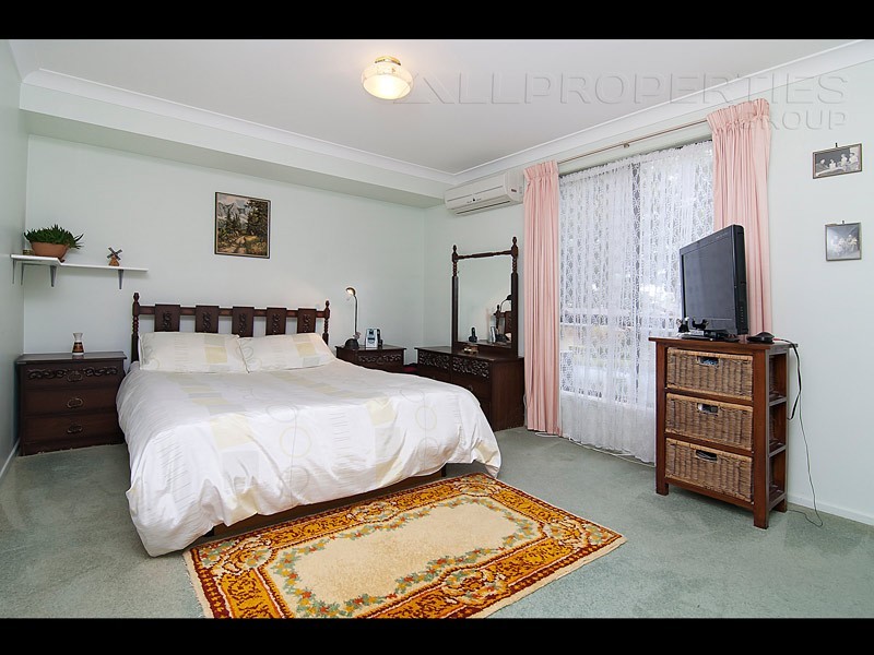 26 Oldbury Place, Forest Lake QLD 4078