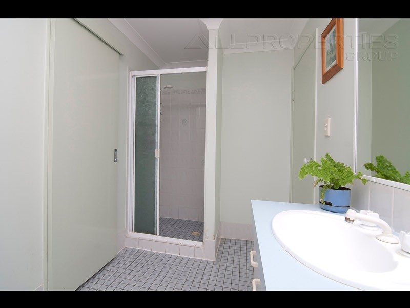 26 Oldbury Place, Forest Lake QLD 4078