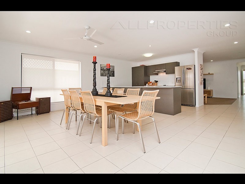 5 Fairweather Street, Berrinba QLD 4117