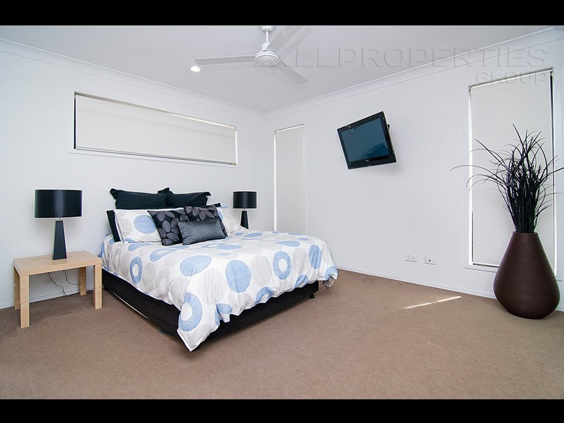 5 Fairweather Street, Berrinba QLD 4117
