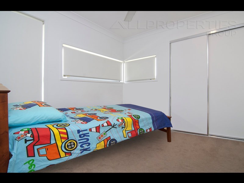 5 Fairweather Street, Berrinba QLD 4117