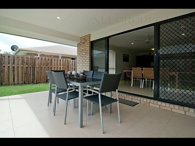 5 Fairweather Street, Berrinba QLD 4117