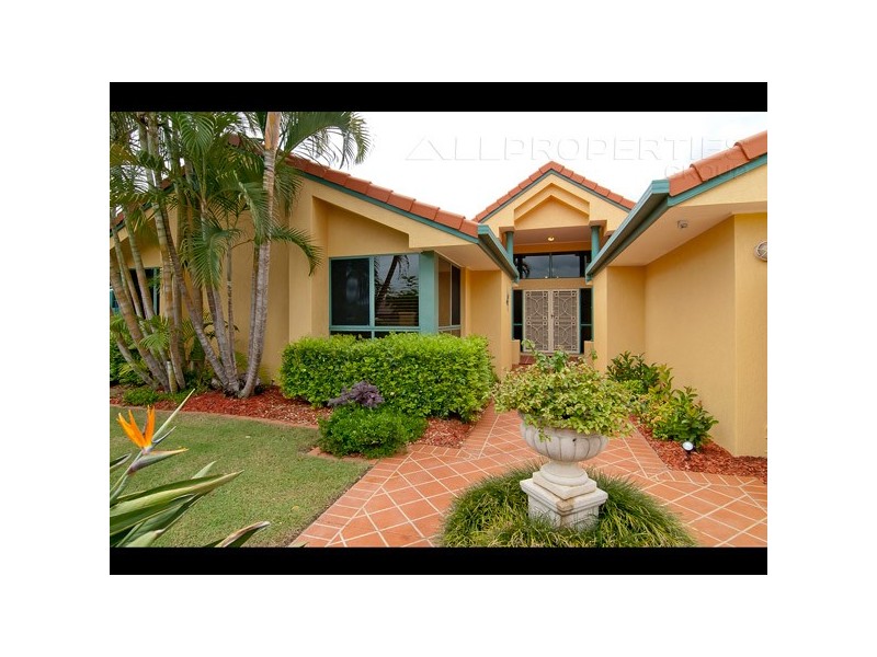 102 Lake Eyre Cres, Parkinson QLD 4115