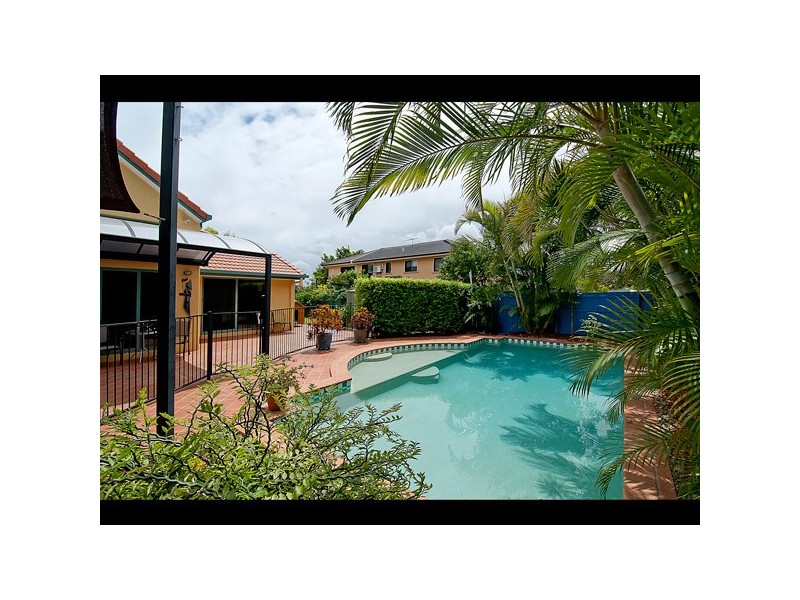 102 Lake Eyre Cres, Parkinson QLD 4115