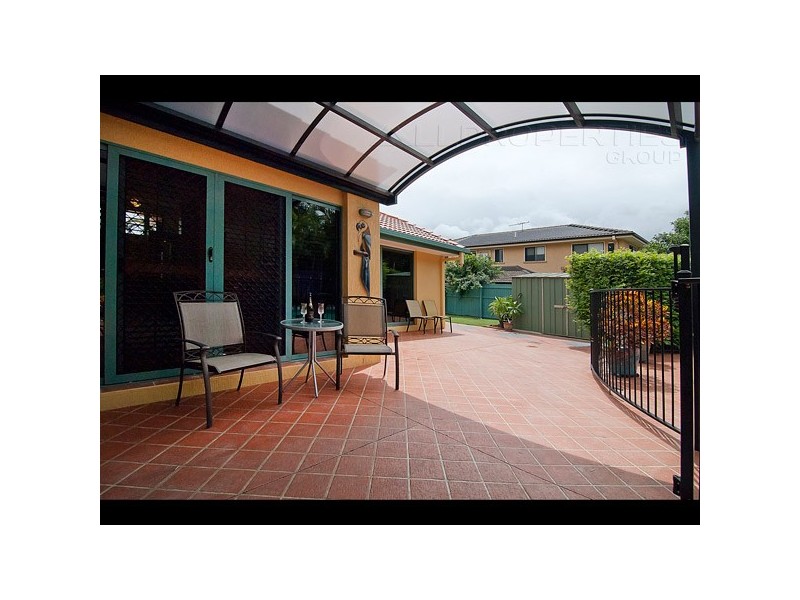 102 Lake Eyre Cres, Parkinson QLD 4115