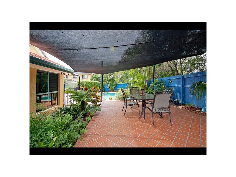 102 Lake Eyre Cres, Parkinson QLD 4115