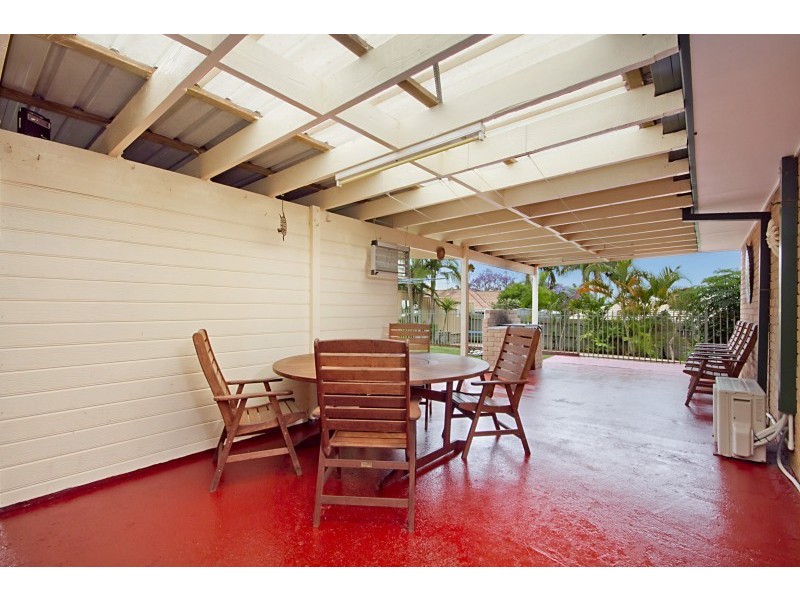 180 VANSITTART ROAD, Regents Park QLD 4118