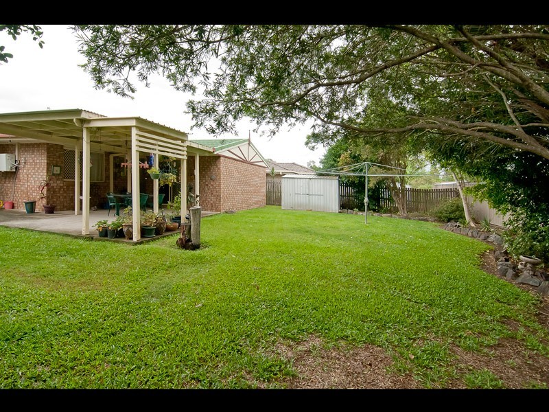 16 Foxdale Court, Waterford West QLD 4133