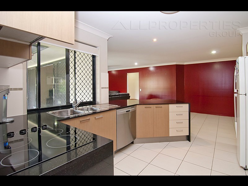 25 Freshwater Drive, Berrinba QLD 4117