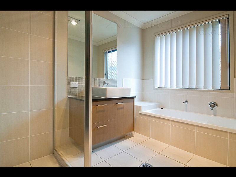 25 Freshwater Drive, Berrinba QLD 4117